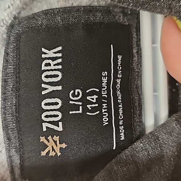 YOUTH SIZE 14 HOODIE - Picture 3 of 4